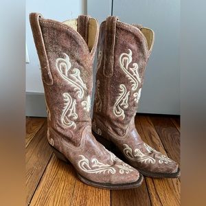 Womens Cowgirl Boots size 6.5